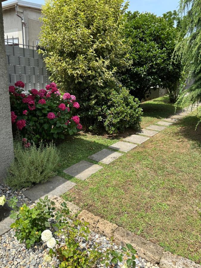 Villa 2 Cassano dʼAdda Exterior foto